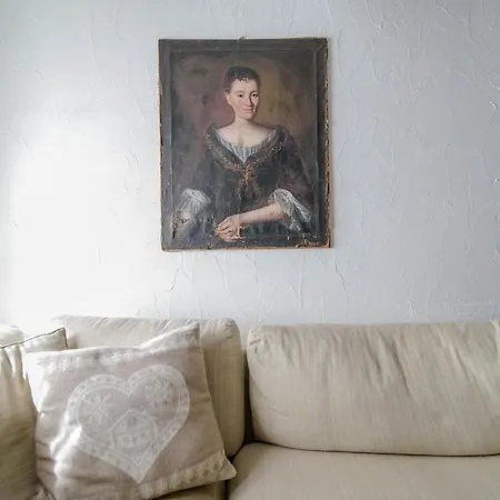 Sara Lägenhet *